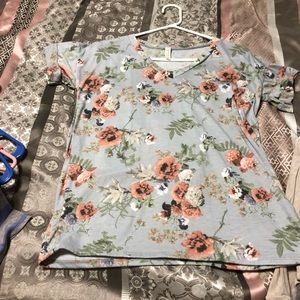 Floral top
